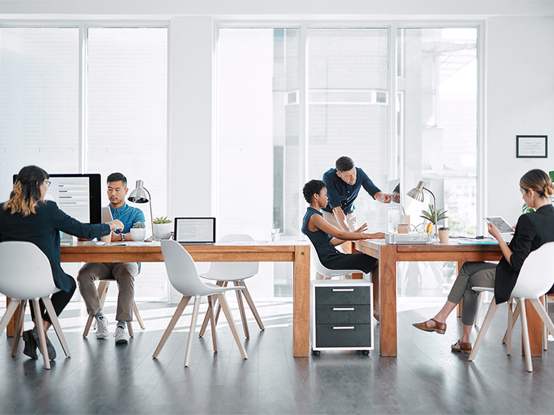 Workplace space utilization, people sitting in the office